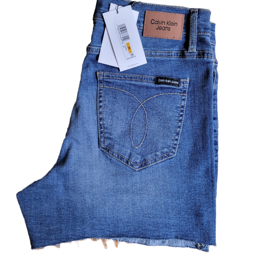 🌟 NWT CALVIN KLEIN Denim Trend High Rise Women's Size 29 Jean Shorts